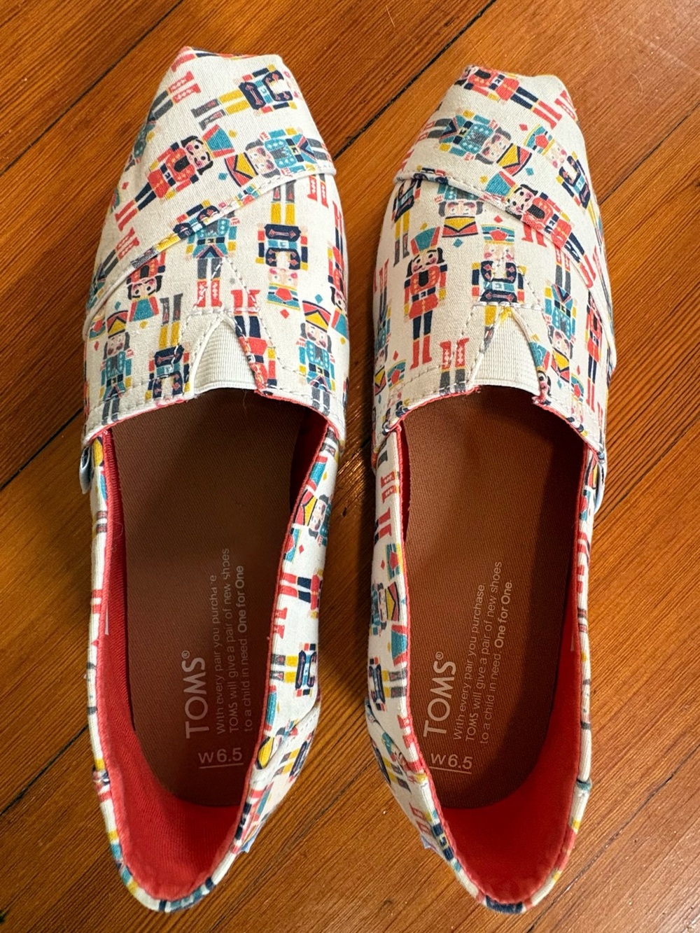 Toms Women's Alpargata Slip-On Shoes Flats. Holiday Nutcracker Print 6.5 Festive
